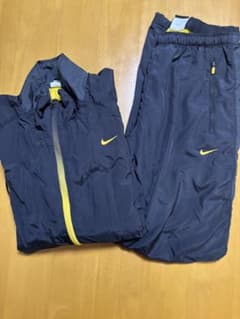 値下げ！Nike ジャージ　セットアップのサムネイル
