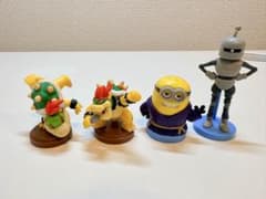 ⭐️最終値下げ⭐️ チョコエッグ　フィギュア 4体セット✨のサムネイル