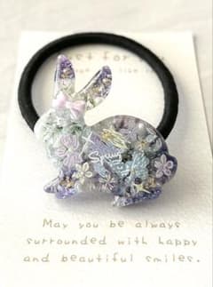 レジン＊うさぎちゃん フラワー ヘアゴム✧˚₊‧ꕥ - メルカリ