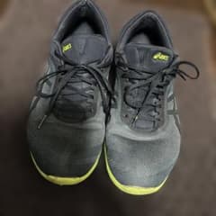 asics アシックス スニーカー ランニングシューズ　ブラック