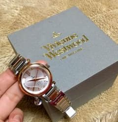 超美品 VIVIENNE WESTWOOD 腕時計のサムネイル