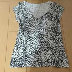 モエリーTシャツ✨未使用♡のサムネイル