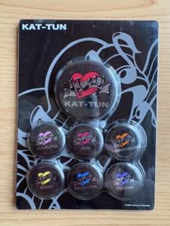 KAT-TUN 2006年LIVEグッズ　缶バッジのサムネイル