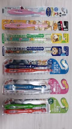 子供用歯ブラシ、4本+3セット、 1.5-12歳用のサムネイル