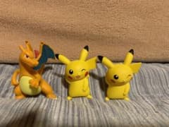 ポケモン フィギュア ピカチュウ リザードンのサムネイル