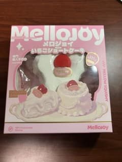 Mellojoy いちごショートケーキ スクイーズのサムネイル