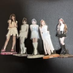 NiziUアクリルスタンドのサムネイル