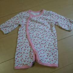 ☆お値下げしました☆新生児 花柄ロンパースのサムネイル