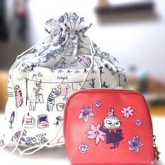 ムーミン 猫と花のポーチ 巾着袋。のサムネイル