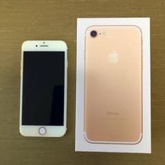 [ポテチン様専用]iPhone 7 Gold 128 GB SIMフリーのサムネイル