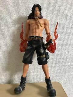 ワンピース火拳エース フィギュアのサムネイル
