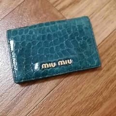 miumiuカードケースのサムネイル