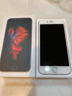 iPhone 6s Silver 64 GB docomoのサムネイル