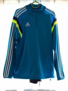 adidasウェアーセットのサムネイル