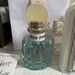 miu miu オードパルファム 香水のサムネイル