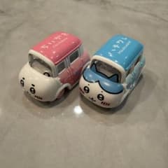 ドリームトミカ ちいかわ うさぎ はちわれ　ミニカーのサムネイル