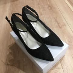 総レースパンプス 黒 ストラップのサムネイル