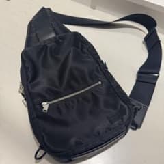 【新品✨】ポーター リフト ボディバッグ スリングショルダーバッグ 吉田カバンのサムネイル