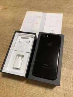 iPhone 7 Jet Black 128GB SB SIMフリーのサムネイル