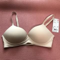 ワイヤレスブラ トリンプ ブラジャーのサムネイル