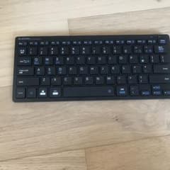 ELECOM ワイヤレスキーボードのサムネイル