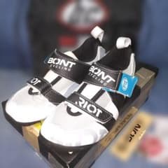 未使用トライアスロン用ロードバイクシューズ 25cm US40.5 BONT 未使用トライアスロン用ロードバイクシューズ 25cm US40.5 BONT - メルカリ