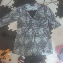 レディース服のサムネイル