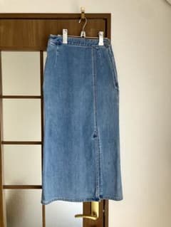 LE DENIM タイトスリットスカートのサムネイル