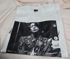 新品未開封】亀梨和也 First Collection フォトTシャツ 白 - メルカリ