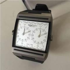 ［定価8万］モモデザイン 時計 トゥモローランドのサムネイル