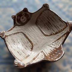 かとうゆみ☆ムササビのお皿☆益子陶器市のサムネイル