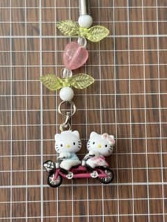 ご当地キティ 軽井沢バージョン 自転車 ストラップ - メルカリ