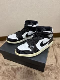 NIKE AIR JORDAN 1 MID ブラック ホワイトのサムネイル