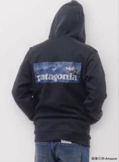 Patagonia ロゴプルオーバーパーカー　ブラックのサムネイル