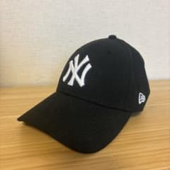 【NEW ERA 】ヤンキース キャップ ブラック サイズ9FORTYのサムネイル