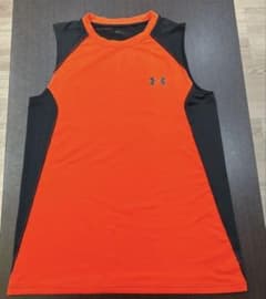 UNDER ARMOUR ノースリーブシャツ メンズのサムネイル