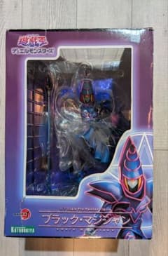 ARTFX J ブラックマジシャン 遊戯王 1/7 コトブキヤ フィギュア - メルカリ