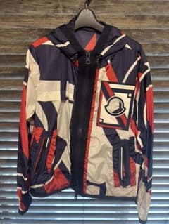 本日限定値下げ　激レア　美品　MONCLER Craig Green パーカーのサムネイル