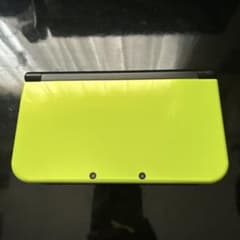 Newニンテンドー3DS LL ライム×ブラック 本体　おまけカセット付きのサムネイル