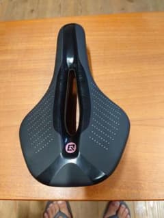 ROCKBSOSS 自転車用 クッションサドル ブラックのサムネイル