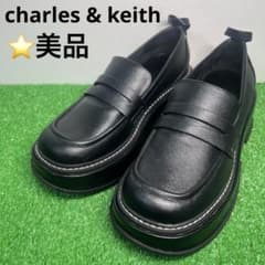 ⭐️美品 charles & keith コインローファー チャンキーソールのサムネイル