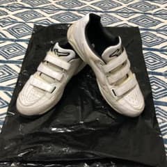 トレーニングシューズのサムネイル