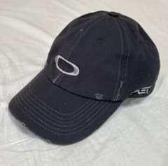 Oakley PIET ブラックベースボールキャップ オークリー 刺繍のサムネイル