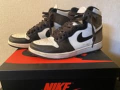 AIR JORDAN 1 RETRO HIGH OG Dark mochaのサムネイル