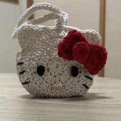ハンドメイド　キティ風　小物入れ　イヤホンケース　ポーチ　編み物のサムネイル