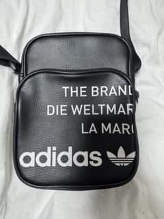 adidas ショルダーバッグ ブラックのサムネイル
