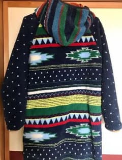 【値下げ】リバーシブルコート オルテガ柄のサムネイル
