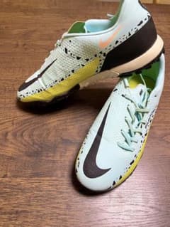 NIKE ナイキ ファントムGT2アカデミーTF 26cm シューズのサムネイル