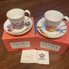 ロイヤルコペンハーゲン　FLORA ハイハンドルカップ&ソーサー　２セットのサムネイル