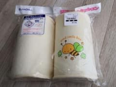 寝返り防止クッション☆新品未使用品のサムネイル